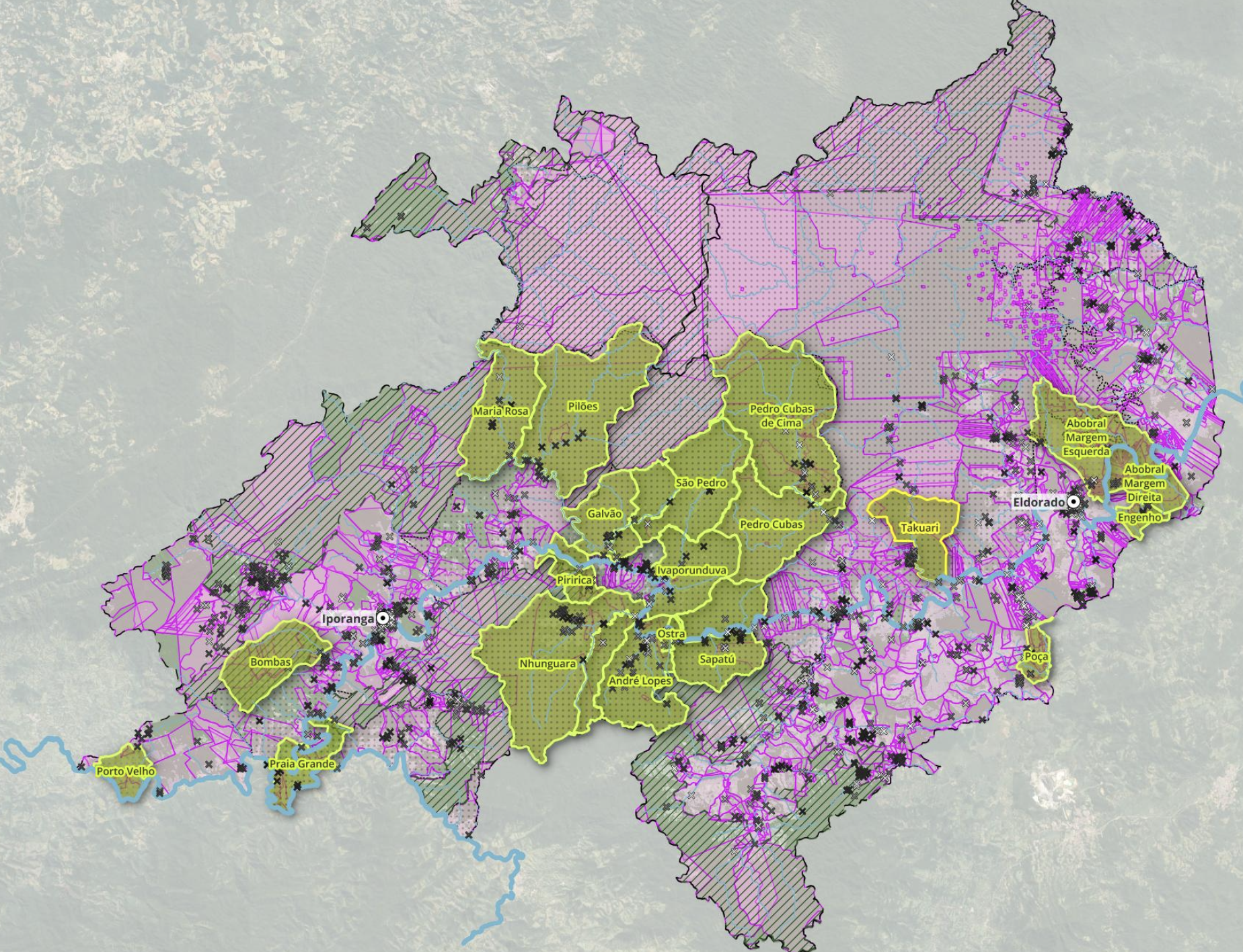 Environmental data assessment and land cover analysis